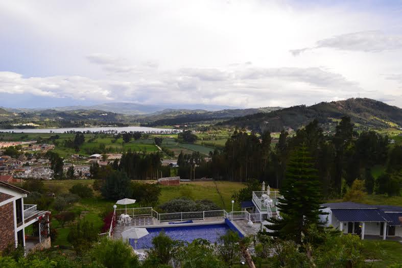 Miravalle Suites Paipa Exteriör bild
